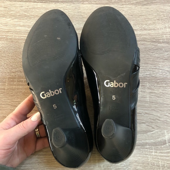 Black Patent Leather Gabor Heels - Picture 4 of 5